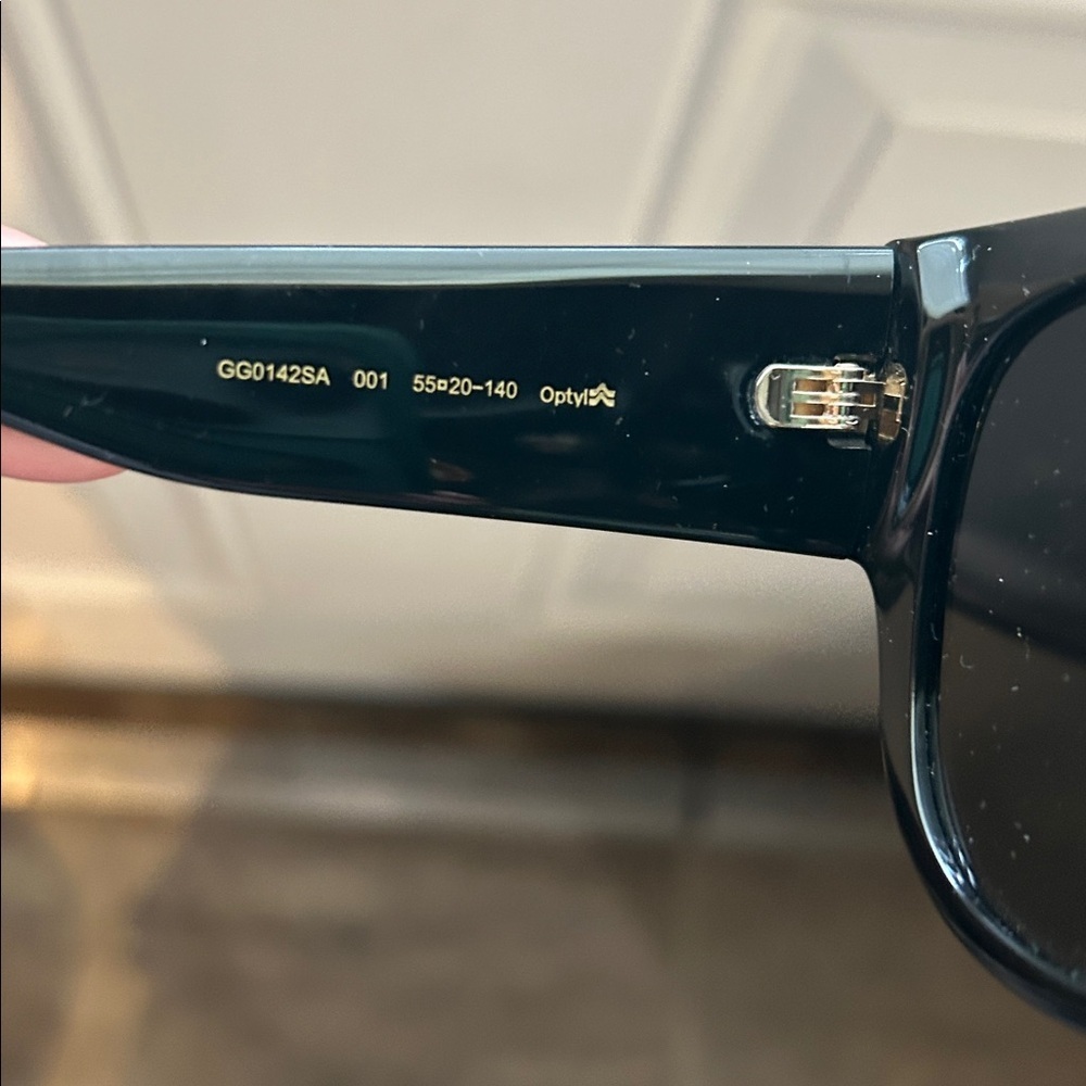 Gucci EUC Havana Round Women's Sunglasses GG0142SA - Picture 5 of 8